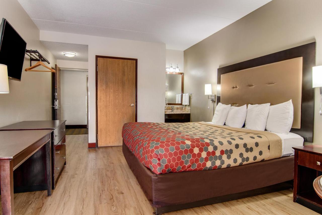 Econo Lodge Cadillac By Choice Exteriér fotografie