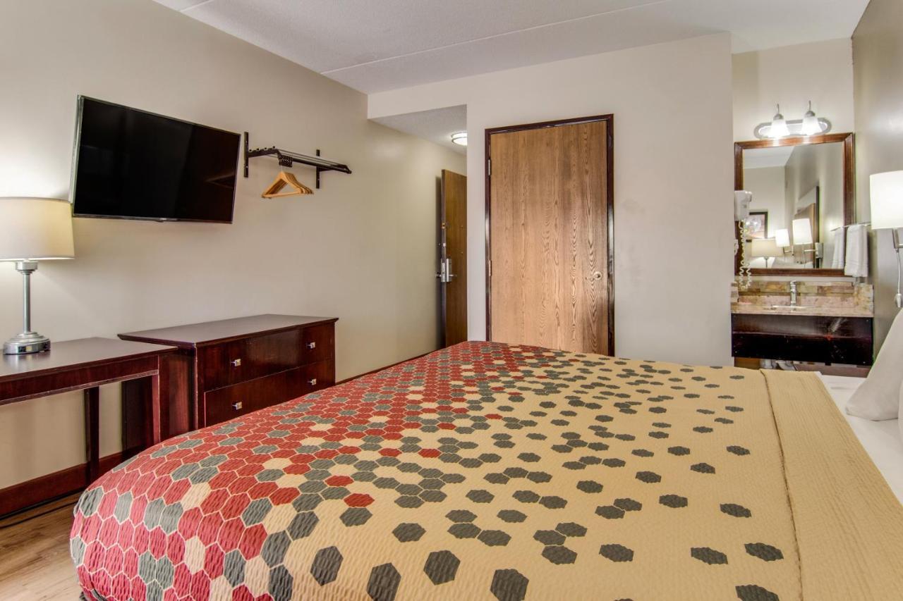 Econo Lodge Cadillac By Choice Exteriér fotografie