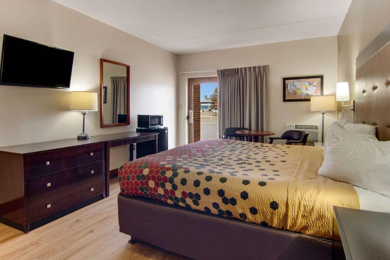 Econo Lodge Cadillac By Choice Exteriér fotografie