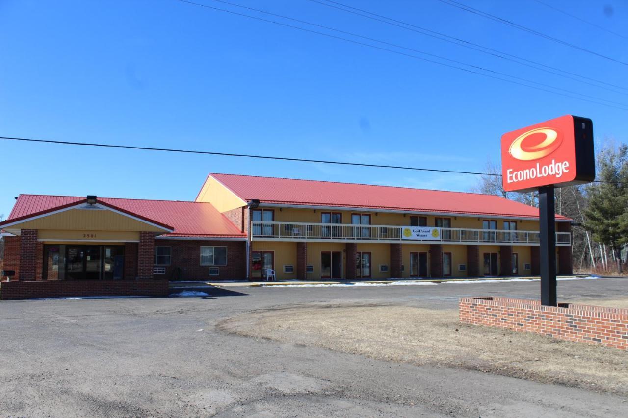 Econo Lodge Cadillac By Choice Exteriér fotografie